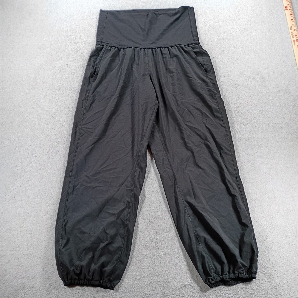 Lululemon Womens Studio Crop Pants Black Size 6 High Rise Joggers